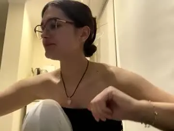 Chaturbate Watch Live Sex Cams of irisss31