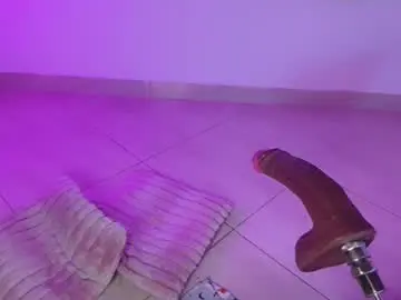 Chaturbate Live Sex Cam of mikaoneesama