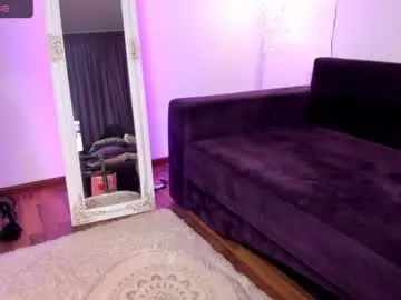 Chaturbate Free Live Porn of queenofyouredreams