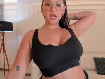 Chaturbate Live Sex Cam of toricross1