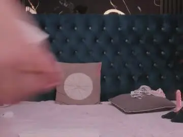 Chaturbate Best live sex cam show of ellieknights