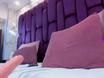 Chaturbate Live Sex Cam of emma_carterr1