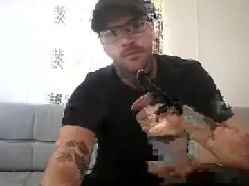 Chaturbate Nude Webcam of kinkycouple382541
