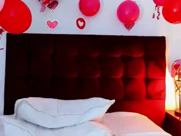 Chaturbate Live Sex Cam of anthonelaa__