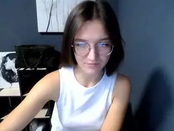 Chaturbate Adult Video Chat of shining_pearl