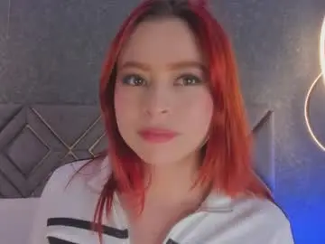 Chaturbate Live Sex Cam of bellaa_swant