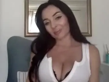Chaturbate Best live sex cam show of sensuallstella