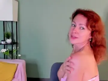 Teasing milf cams