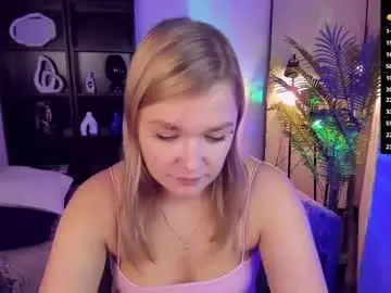 Chaturbate Best live sex cam show of bella_cosmos