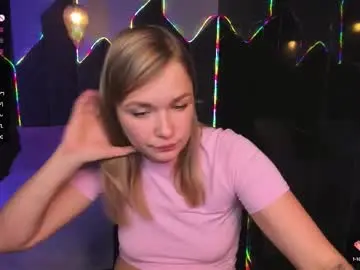 Chaturbate Free Porn Cam of bella_cosmos