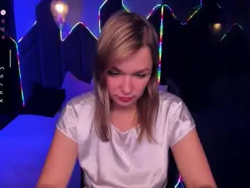 Chaturbate Sex Cam of bella_cosmos