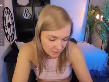 Chaturbate Live Porn of bella_cosmos