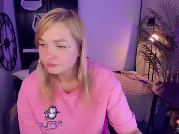 Chaturbate Live Sex of bella_cosmos