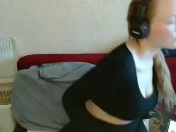 Chaturbate Adult Video Chat of lily_dollyx