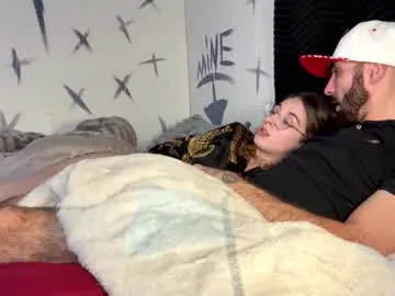 Chaturbate Adult Webcam of beautyxbeast