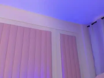 Chaturbate Best live sex cam show of milaowens