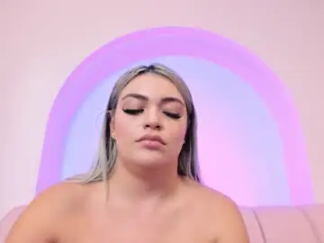 Chaturbate Free Live Porn of milaowens