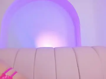 Chaturbate Free Live Porn of milaowens