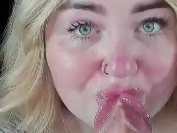 Chaturbate Live Sex Cam of zarareign_