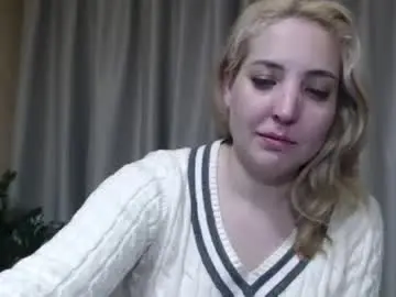 Chaturbate Adult Video Chat of ohsweetmari