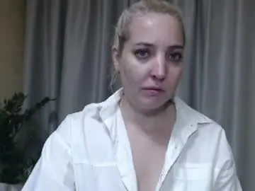 Chaturbate Watch Live Sex Cams of ohsweetmari