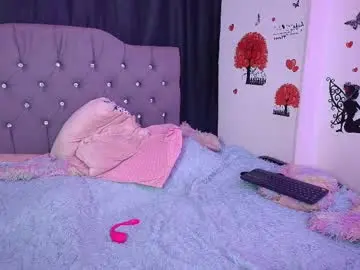 Chaturbate Live Sex Cam of frey_dominik18