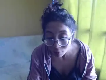 Chaturbate Free Porn Cam of violetsexhot999