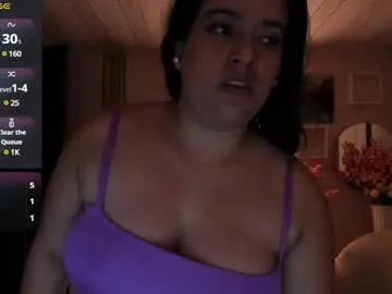 Chaturbate Adult Video Chat of elliee_taylorr