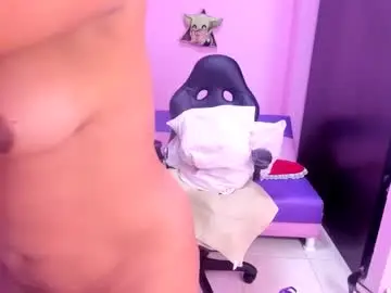 Chaturbate Nude Webcam of mature_bitch_monster_ass