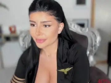 Chaturbate Adult Video Chat of moniqueeass