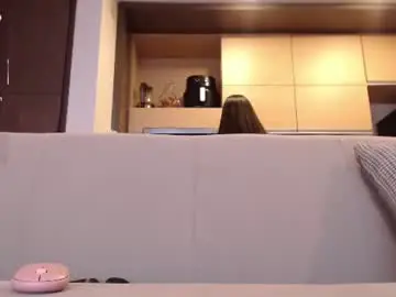Chaturbate Nude Webcam of guccipussy1