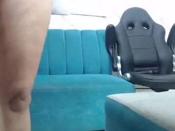 Chaturbate Nude Webcam of milf_loven
