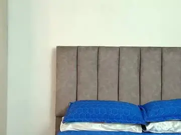 Chaturbate Watch Live Sex Cams of bunny_swtt