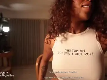 Chaturbate Sex Chat of gia_curly