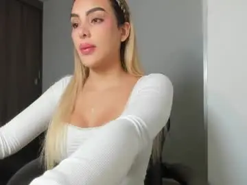 Chaturbate Free Porn Cam of mi_suk1