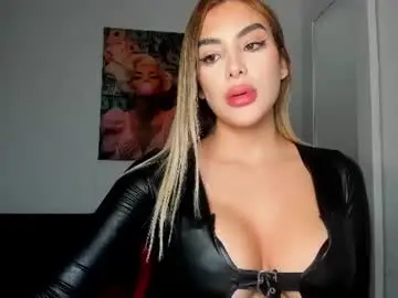 Chaturbate Watch Live Sex Cams of mi_suk1