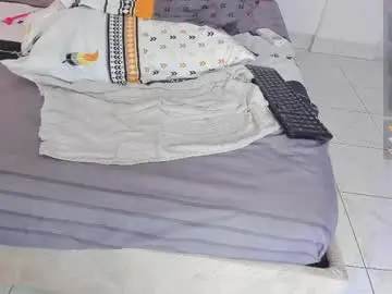 Chaturbate Live Sex Cam of yamirawalker