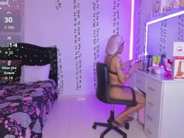 Chaturbate Free Live Porn of nikibryce_