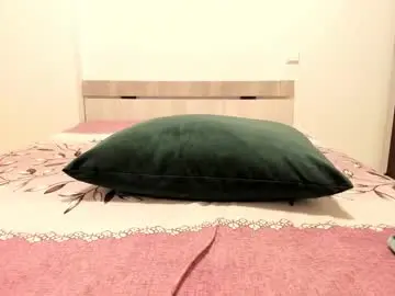 Chaturbate Best live sex cam show of laracara