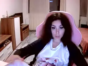 Chaturbate Best live sex cam show of prettyjulliette