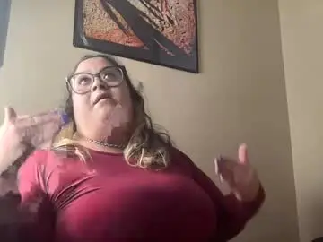 Chaturbate Adult Video Chat of tillymarie36