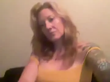 Chaturbate Adult Video Chat of maggiemaemonroe