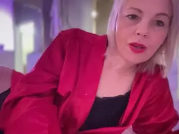 Chaturbate Live Sex Cam of rubyleexoxo