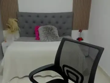 Chaturbate Watch Live Sex Cams of vixen_30