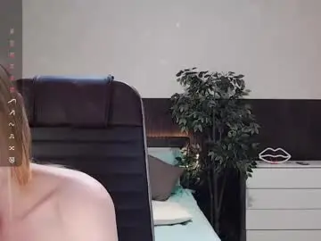 Chaturbate Sex Cam of sexy_red_foxx