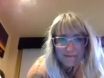 Chaturbate Live Porn of helltoheaven22