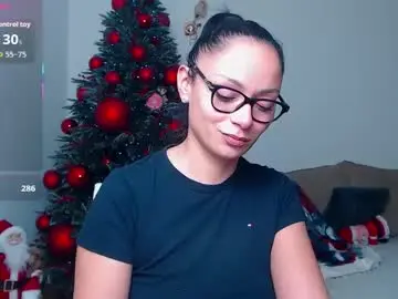 Chaturbate Best live sex cam show of serenesophi