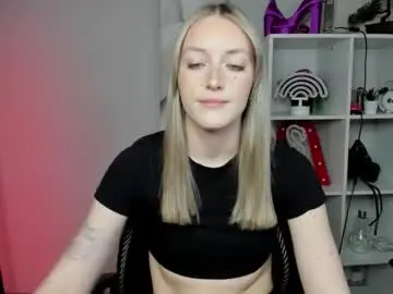 Chaturbate Adult Webcams of evelynblond