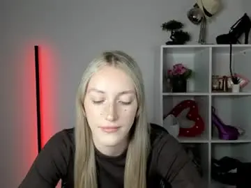 Chaturbate Sex Cam of evelynblond
