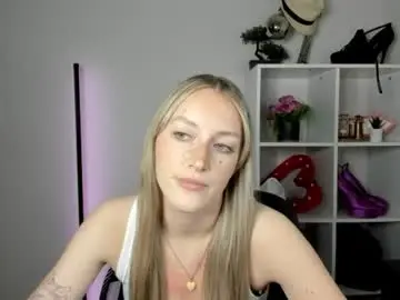 Chaturbate Adult Webcams of evelynblond